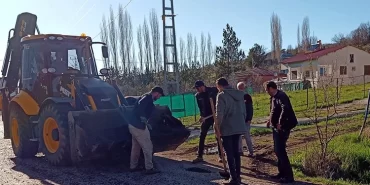 alucra-gazetesi-alucra-haberleri-giresun-haberleri-köydes-köy-yollari-yapiliyor