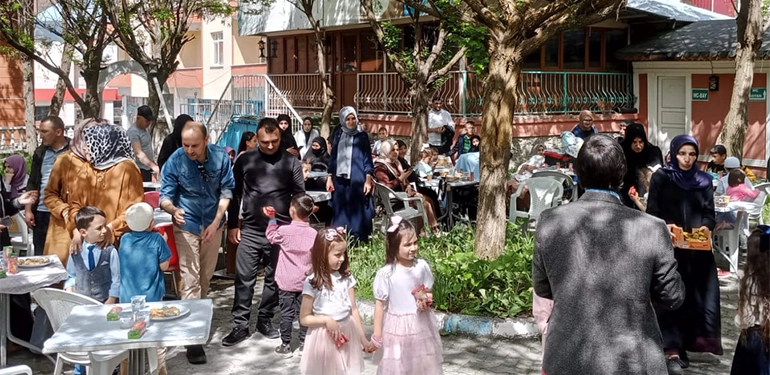 alucra gazetesi alucra haberleri giresun haberleri 4 6 yas kursiyelerin yil sonu etkinligi 4 Alucra, Alucra Gazetesi, Alucra Haberleri