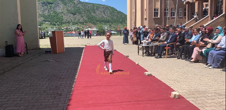 alucra gazetesi alucra haberleri giresun haberleri yil sonu sergisi 7 1 Alucra, Alucra Gazetesi, Alucra Haberleri