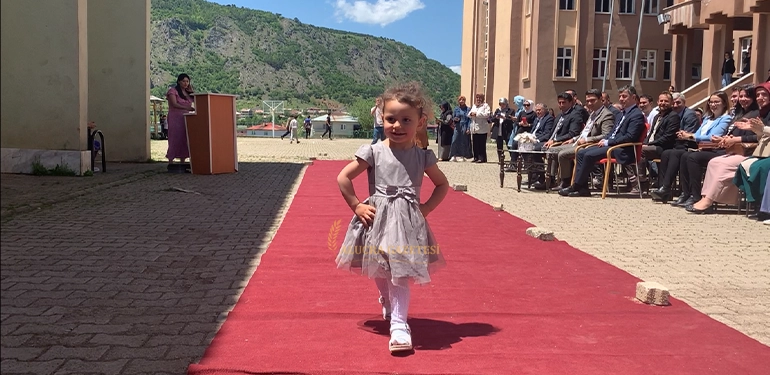 alucra gazetesi alucra haberleri giresun haberleri yil sonu sergisi 8 Alucra, Alucra Gazetesi, Alucra Haberleri