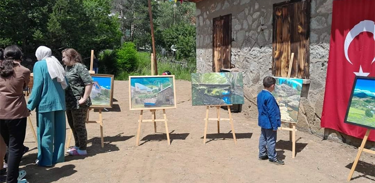 alucra gazetesi alucra haberleri giresun haberleri armutlu koyunde resim sergisi 4 Alucra, Alucra Gazetesi, Alucra Haberleri