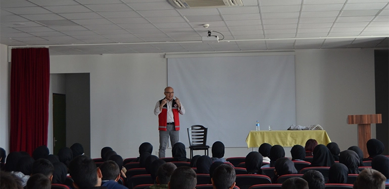 alucra gazetesi alucra haberleri giresun haberleri alucraimamhatip lisesinde ilkyardim egitimi yapildi 2 1 Alucra, Alucra Gazetesi, Alucra Haberleri