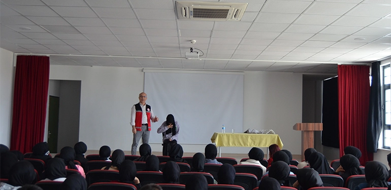 alucra gazetesi alucra haberleri giresun haberleri alucraimamhatip lisesinde ilkyardim egitimi yapildi 4 Alucra, Alucra Gazetesi, Alucra Haberleri