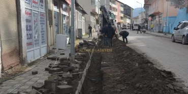 alucra-gazetesi-alucra-haberleri-giresun-haberleri-alucrada-aydinlatma-calismalari-basladi