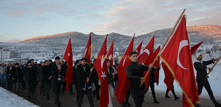 alucra gazetesi alucra haberleri giresun haberleri alucrasarikamis sehitleri icin yurudu 2 Alucra, Alucra Gazetesi, Alucra Haberleri