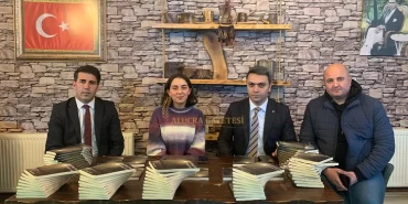 alucra-gazetesi-alucra-haberleri-giresun-haberleri-kelkitte-reyhan-codekin-imza-gunu-yoğun-katılımla-gerceklesti