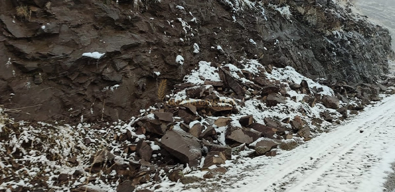alucra gazetesi alucra haberleri giresun haberleri yesilyurt koyu yollar icin cozum bekliyor 4 Alucra, Alucra Gazetesi, Alucra Haberleri