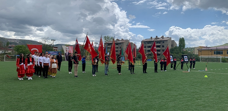 19 mayis alucrada cosku ile kutlandi 3 Alucra, Alucra Gazetesi, Alucra Haberleri