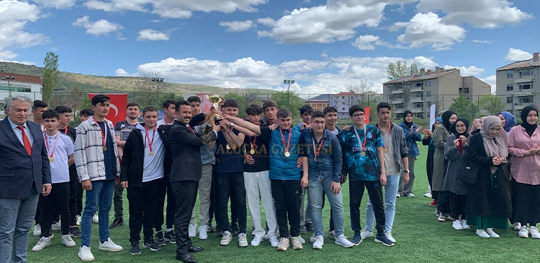 19 mayis alucrada cosku ile kutlandi 7 Alucra, Alucra Gazetesi, Alucra Haberleri