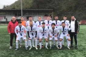 alucraspor-yine-bildigimiz-gibi-lider-tam-gaz-devam