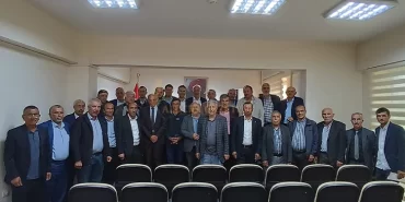 muhtarlar-dernedi-alucra-subesinde-secim