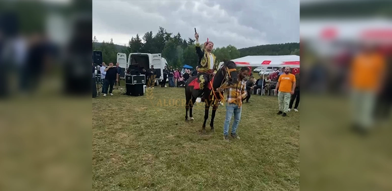 akcicek koyu 2 kilim festivali cosku ile icra edildi 5 Alucra, Alucra Gazetesi, Alucra Haberleri