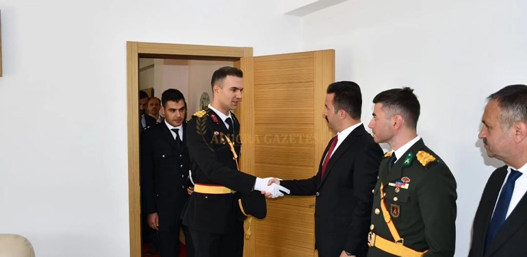 alucrada 30 agustos zafer bayrami kutlandi 4 Alucra, Alucra Gazetesi, Alucra Haberleri