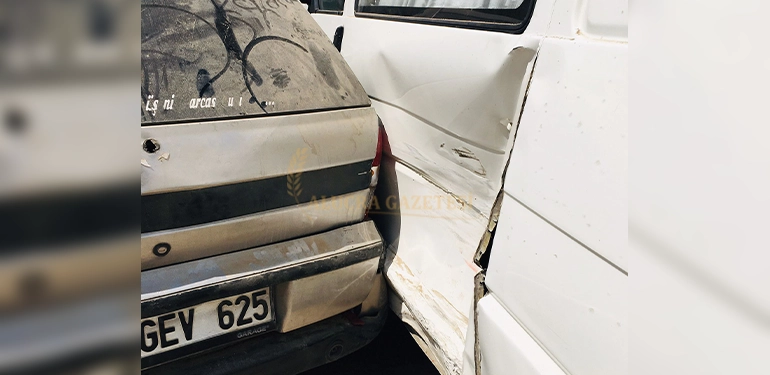 alucrada zincirleme trafik kazasi 1 yarali 5 Alucra, Alucra Gazetesi, Alucra Haberleri