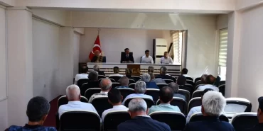 alucrada-muhtarlar-toplantısı-yapıldı