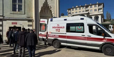 alucrada-aci-olay-yasli-adam-sandalye-uzerinde-olu-bulundu