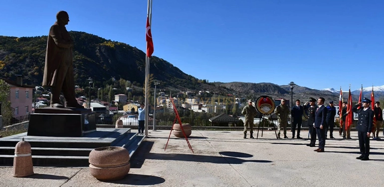 ALUCRA 'DA CUMHURİYET BAYRAMI 'NA BÜYÜK KARŞILAMA Alucra, Alucra Gazetesi, Alucra Haberleri alucrada cumhuriyet bayramina buyuk karsilama 4 Alucra, Alucra Gazetesi, Alucra Haberleri