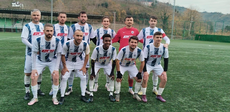 alucraspor ballicasporu 3 gol ile gecti seriye devam 3 Alucra, Alucra Gazetesi, Alucra Haberleri