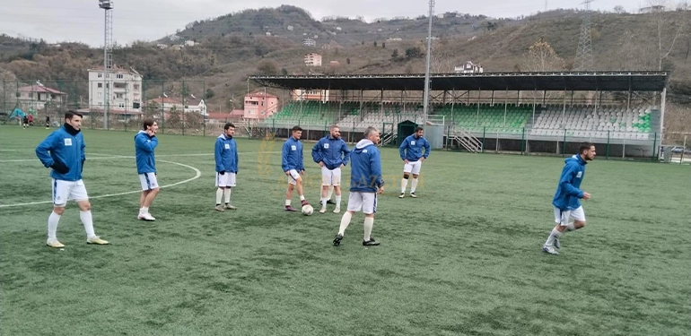 alucraspor ballicasporu 3 gol ile gecti seriye devam 4 Alucra, Alucra Gazetesi, Alucra Haberleri