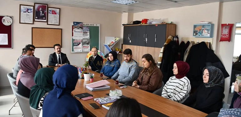 kaymakam ejder sahin imam hatip ortaokulunu ziyaret etti 3 Alucra, Alucra Gazetesi, Alucra Haberleri