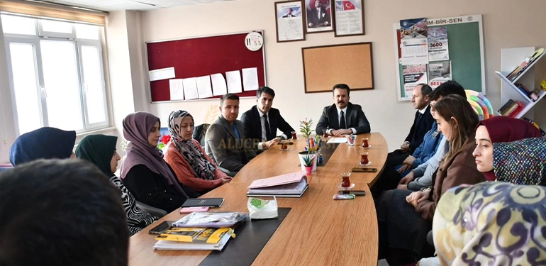 kaymakam ejder sahin imam hatip ortaokulunu ziyaret etti 4 Alucra, Alucra Gazetesi, Alucra Haberleri