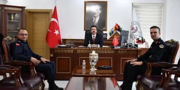 albay-ferudun-karakaya-dan-kaymakam-sahine