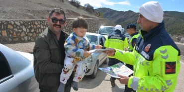 alucrada-jandarmadan-anlamlı-bayram-uygulamasi