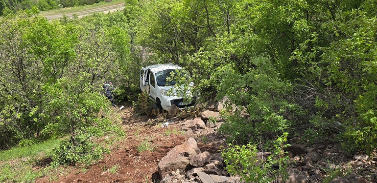 alucra yolunda trafik kazasi faciadan donuldu 3 Alucra, Alucra Gazetesi, Alucra Haberleri